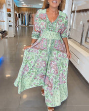 Load image into Gallery viewer, V-Neck Seven Sleeve Vacation Dress