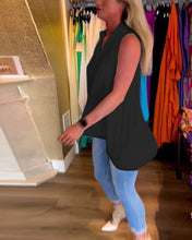 Load image into Gallery viewer, Sleeveless lapels shirred top