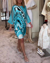 Load image into Gallery viewer, Round neck fashionable printed midi dress