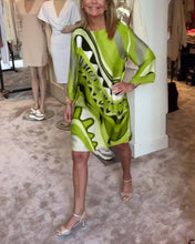 Load image into Gallery viewer, Round neck fashionable printed midi dress