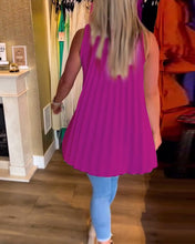 Load image into Gallery viewer, Sleeveless lapels shirred top