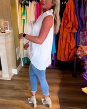 Load image into Gallery viewer, Sleeveless lapels shirred top