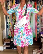 Load image into Gallery viewer, Short-sleeved floral V-neck dress