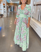 Load image into Gallery viewer, V-Neck Seven Sleeve Vacation Dress