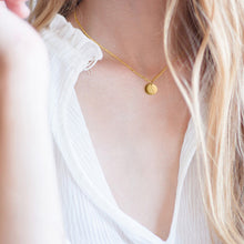 Load image into Gallery viewer, Personalized Disc Necklace