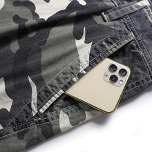 Load image into Gallery viewer, Multi-pocket Men's Sports Shorts