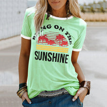 Load image into Gallery viewer, Coconut Tree Print T-shirt