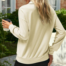 Load image into Gallery viewer, Solid Colour Long Sleeve Loose T-shirt