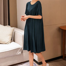 Load image into Gallery viewer, Plus Size Nightdress