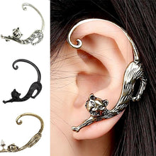 Load image into Gallery viewer, Vintage Cat Tail Ear Ring Stud