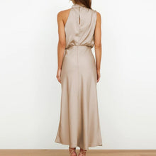 Load image into Gallery viewer, Sleeveless Light Evening Dress