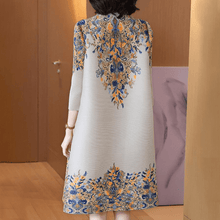 Load image into Gallery viewer, Elegent Flower Dress