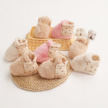 Load image into Gallery viewer, Baby Caricature Plush Cotton Shoes