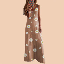 Load image into Gallery viewer, Daisy Print Slip Dress
