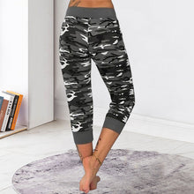 Load image into Gallery viewer, Camo Print Drawstring Capris Pants