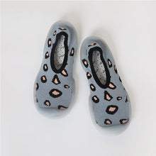 Load image into Gallery viewer, Anti-Skid Soft Socks