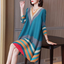 Load image into Gallery viewer, Elegant Loose Dress with a V-neckline