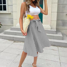 Load image into Gallery viewer, Gingham Print Skirt