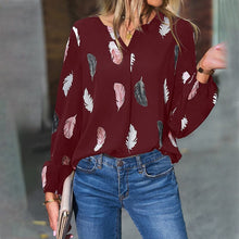 Load image into Gallery viewer, V Neck Feather Print T-Shirt