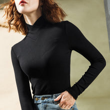 Load image into Gallery viewer, CALIENNE ELEGANT TURTLENECK SWEATER