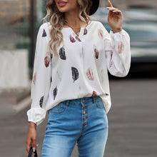 Load image into Gallery viewer, V Neck Feather Print T-Shirt