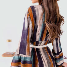 Load image into Gallery viewer, Printed V-Neck Pleated Skirt