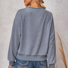 Load image into Gallery viewer, Solid Color Crew Neck Sweater