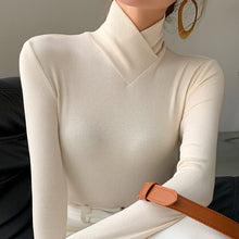 Load image into Gallery viewer, CALIENNE ELEGANT TURTLENECK SWEATER