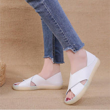 Load image into Gallery viewer, Women's soft bottom shoes in solid color