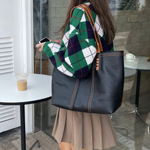 Load image into Gallery viewer, Quality Leather Simple and Versatile Shoulder Bag