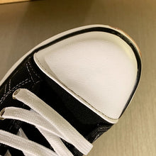 Load image into Gallery viewer, 2022 Canvas Shoes Women Fashion Trainers