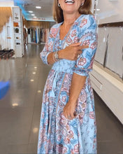 Load image into Gallery viewer, V-Neck Seven Sleeve Vacation Dress