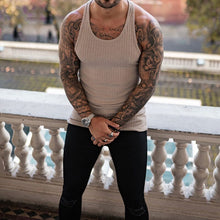 Load image into Gallery viewer, Men&#39;s Stripe Solid Color Sports Vest
