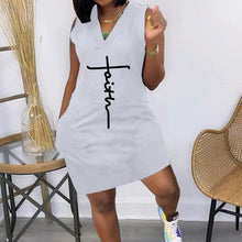 Load image into Gallery viewer, Letter Print Dual Pocket Sleeveless Dress
