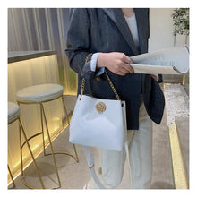 Load image into Gallery viewer, Fashion Chain Bucket Bag
