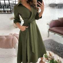 Load image into Gallery viewer, V-neck Printed Dress
