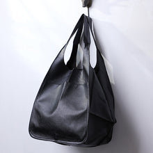 Load image into Gallery viewer, Oversized leather tote
