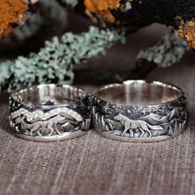 Load image into Gallery viewer, Wolf and She-wolf Paired Rings

