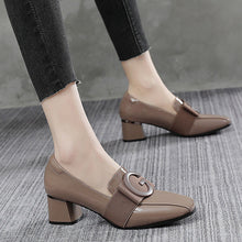 Load image into Gallery viewer, Patent Leather Square Toe Chunky Heel British Shoes
