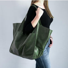 Load image into Gallery viewer, Oversized leather tote
