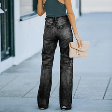 Load image into Gallery viewer, Straight Ripped Jeans
