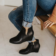 Load image into Gallery viewer, Casual Wedged Boots
