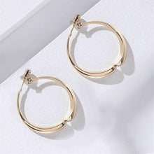 Load image into Gallery viewer, Simple Curved Fashion Earrings
