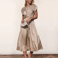 Load image into Gallery viewer, Satin Sleeveless Elegant Light Evening Dress
