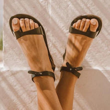 Load image into Gallery viewer, Simple Buckle Open Toe Casual Sandals
