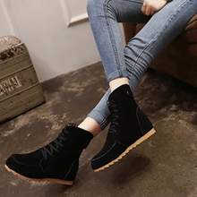 Load image into Gallery viewer, Women Winter Warm Boots
