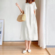 Load image into Gallery viewer, Simple Solid Color Short Sleeve Dress
