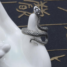 Load image into Gallery viewer, Adjustable Snake Shape Ring
