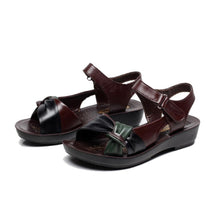 Load image into Gallery viewer, Comfortable Flat Sandals With Soft Soles

