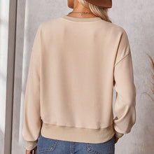 Load image into Gallery viewer, Solid Color Crew Neck Sweater
